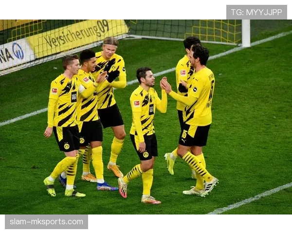 多特蒙德深陷战术困局：高位逼抢失效，中场失控成争冠最大软肋？